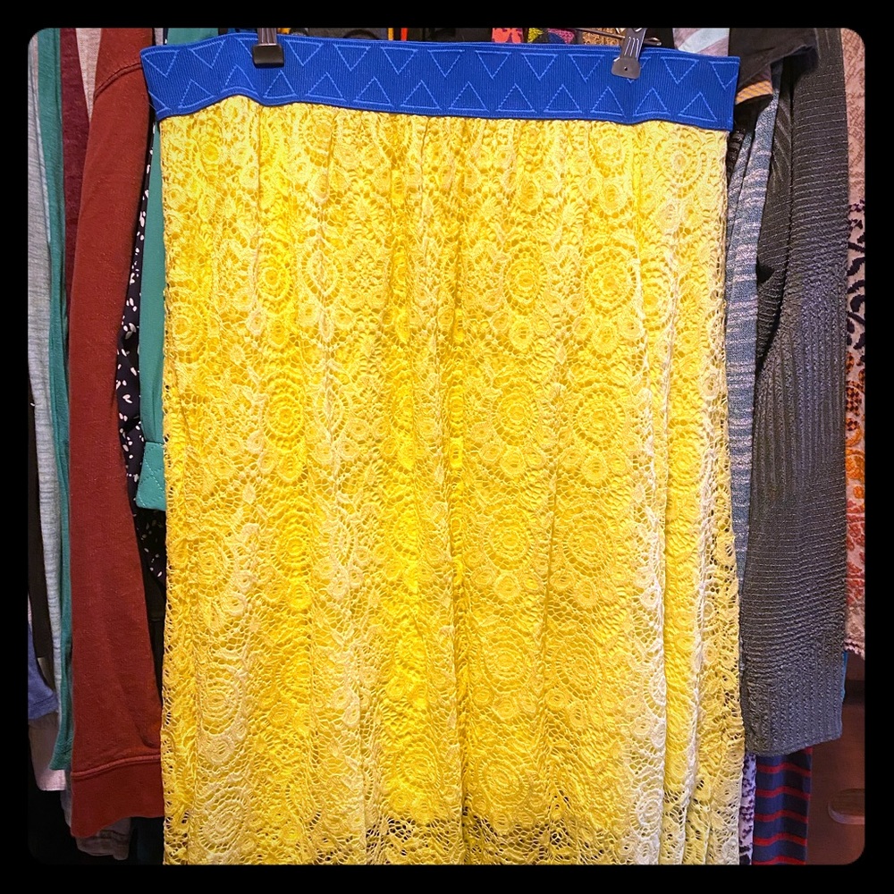 XL LuLaRoe Lola skirt- yellow